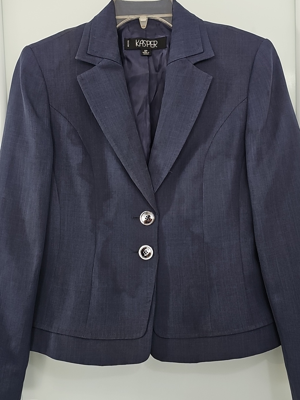 Kasper classic and elegant Women blazer professional. Size 6P - Picture 3 of 11